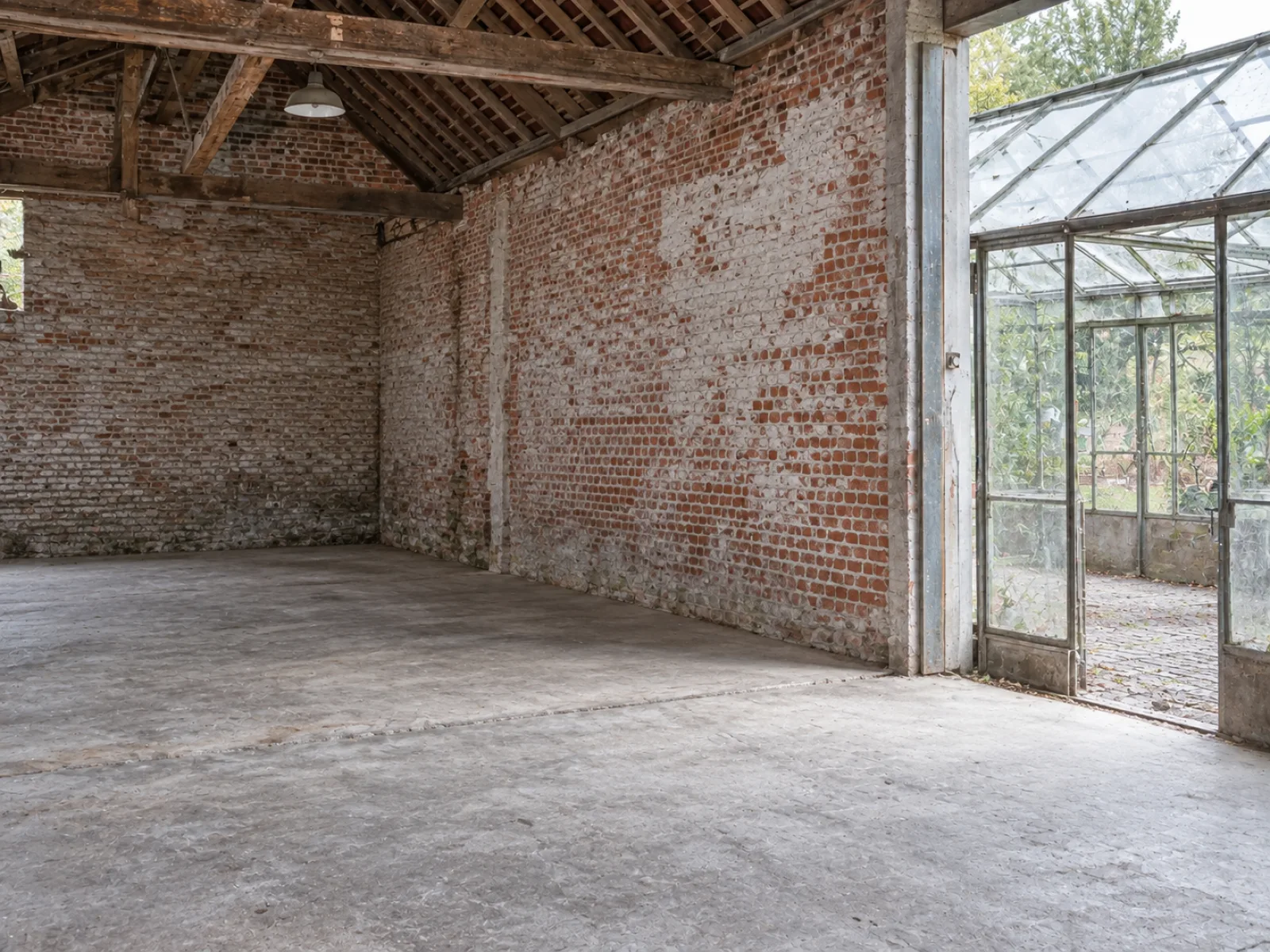 Na de oplevering — Stallingen en tuinbergingen van een hoeve leegmaken in Neerpede — AI-illustratie